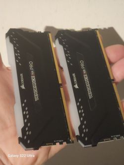 CORSAIR Vengeance RGB Pro 33GB