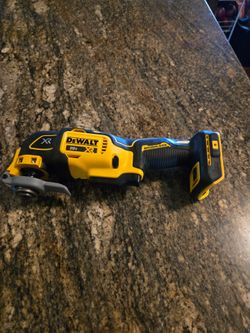 DEWALT 20v Xr Nuevo Tool Only