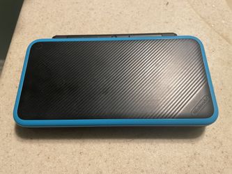 Nintendo 2DS XL