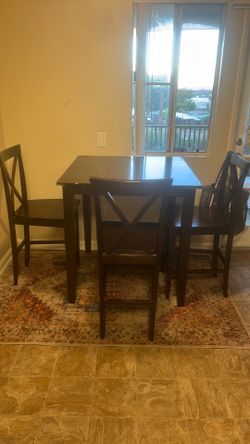 Small kitchen table with 3 chairs