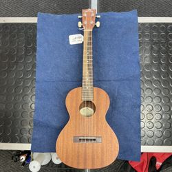 Hawaii Kai Ukulele (HT-40)