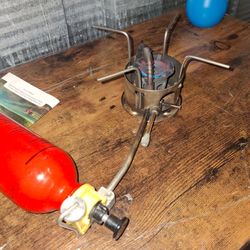 Msr.  .xg k.  Stove