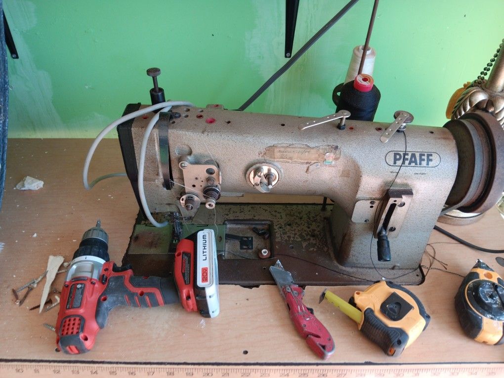 Upholstery Sewing Machine