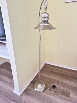 floor lamp