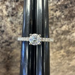 14k Dainty Engagement Ring Size 7