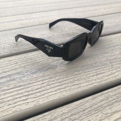 Black Prada Glasses