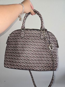 Guess purse