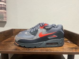 Nike size 7 youth 40$