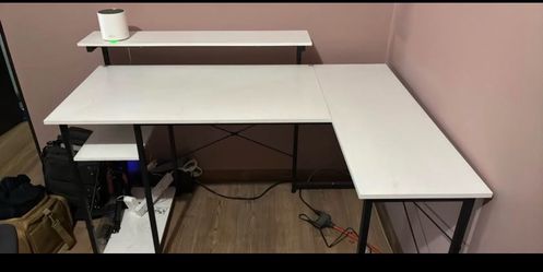 Computer desk