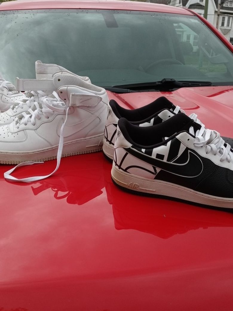 Nike Air.    like New 25.00 A Pare. Size. 13. Make Offer.    