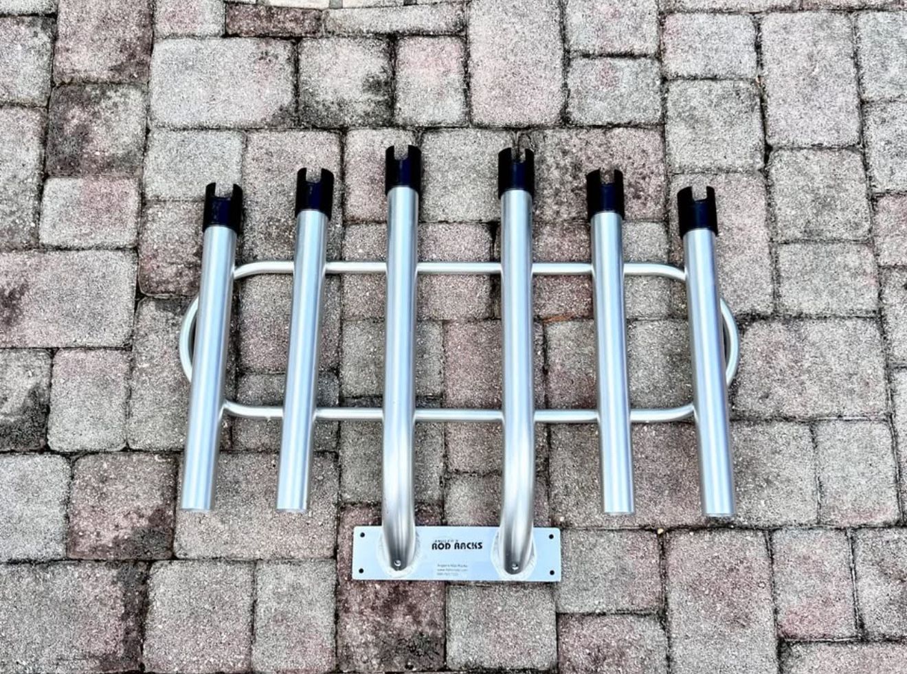 ⭕️ New Angler’s 6 Rod Rack Bumper Mount