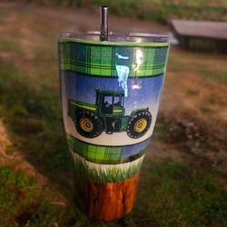 John DEER CUSTOM Made 32 Oz Tumbler