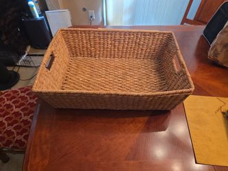 24.5" x 17" x 8" nice Wicker basket