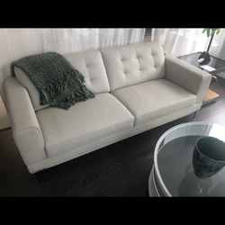 Beautiful Display Model Italian Leather Sofa 