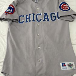 Chicago Cubs Men’s Jersey (44-Large)