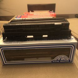 HO Scale Pennsylvania RR Cars And Locomotive
