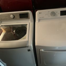 LG Washer And Dryer Set 
