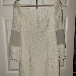 Beautiful Ivory Lace Dress Size LRG