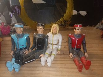 Capitain Scarlett Figures 