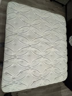 Ashley luxury hybrid cal king mattress with box springs