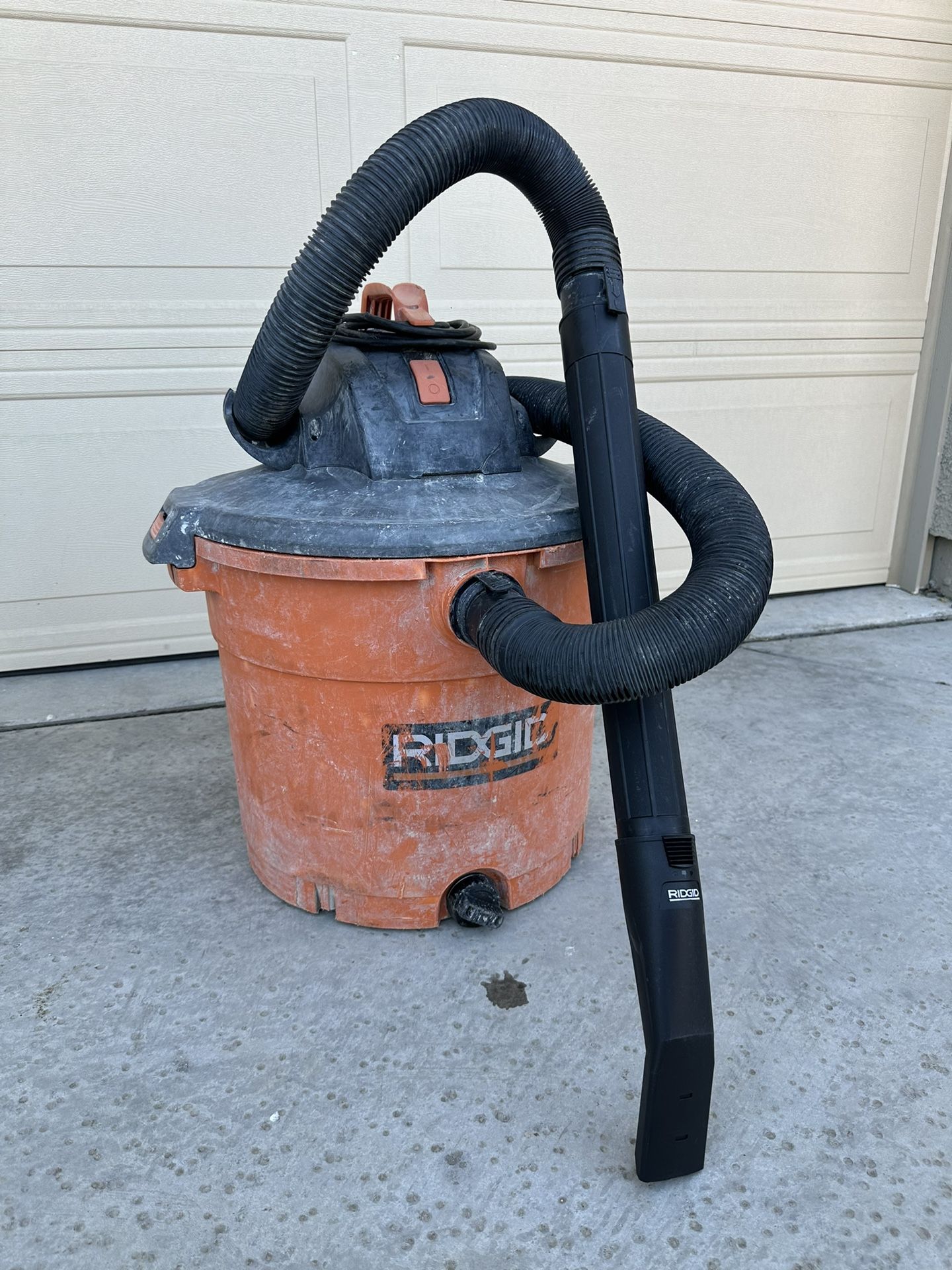 wet dry shop vac