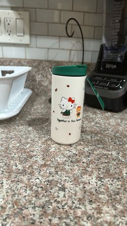 New Starbucks Cups