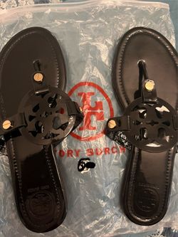 Tory b sandals