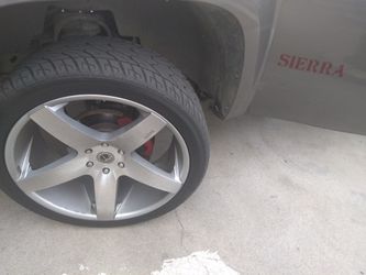 24s luxxx new tires 305