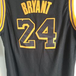 Kobe Bryant Lakers Classic Basketball Jersey XXL 