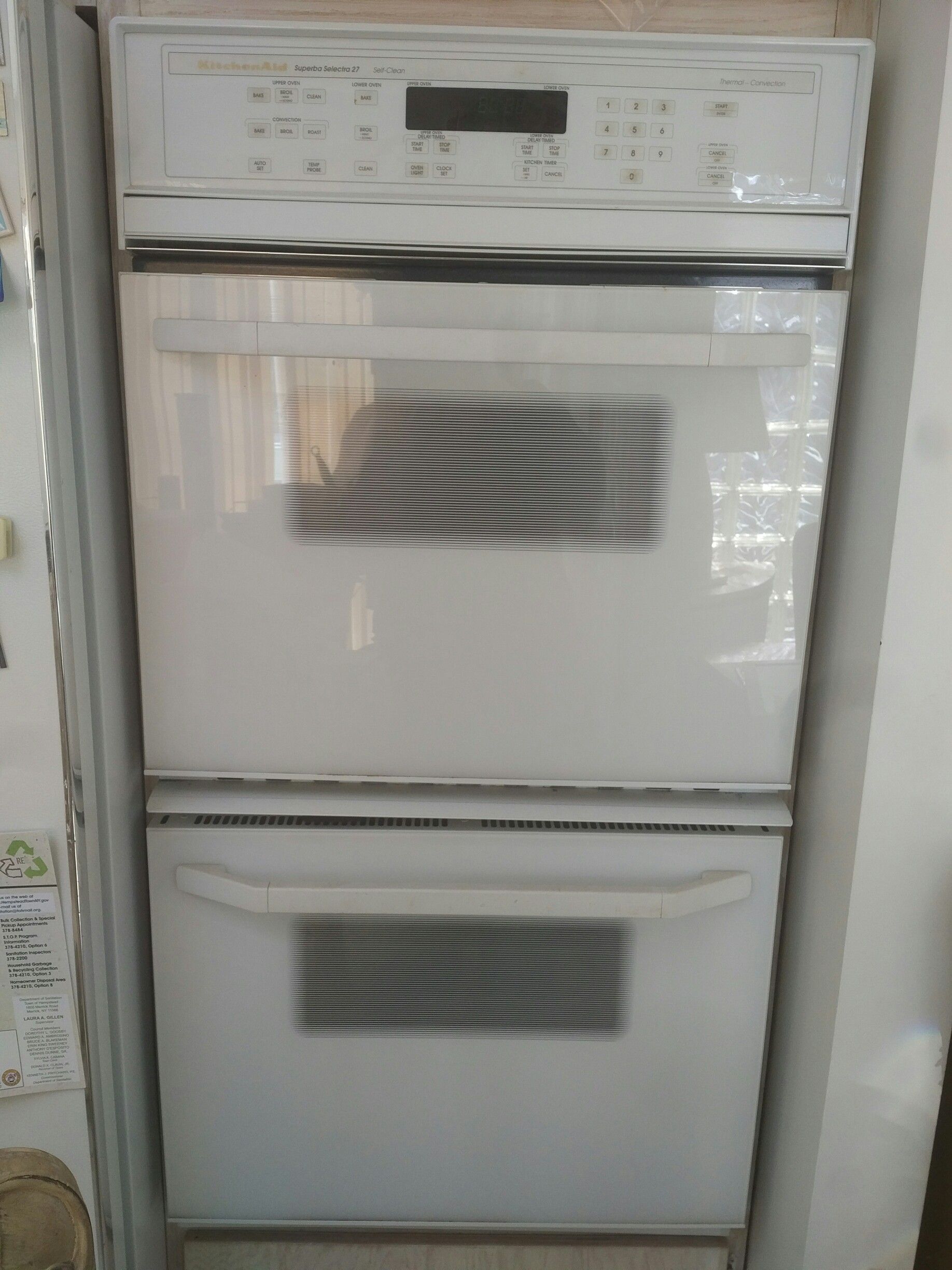 Nice KitchenAid Electric Double convection wall oven 27" for Sale in