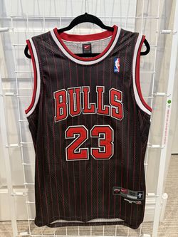 Bulls Michael Jordan Jersey - Size L