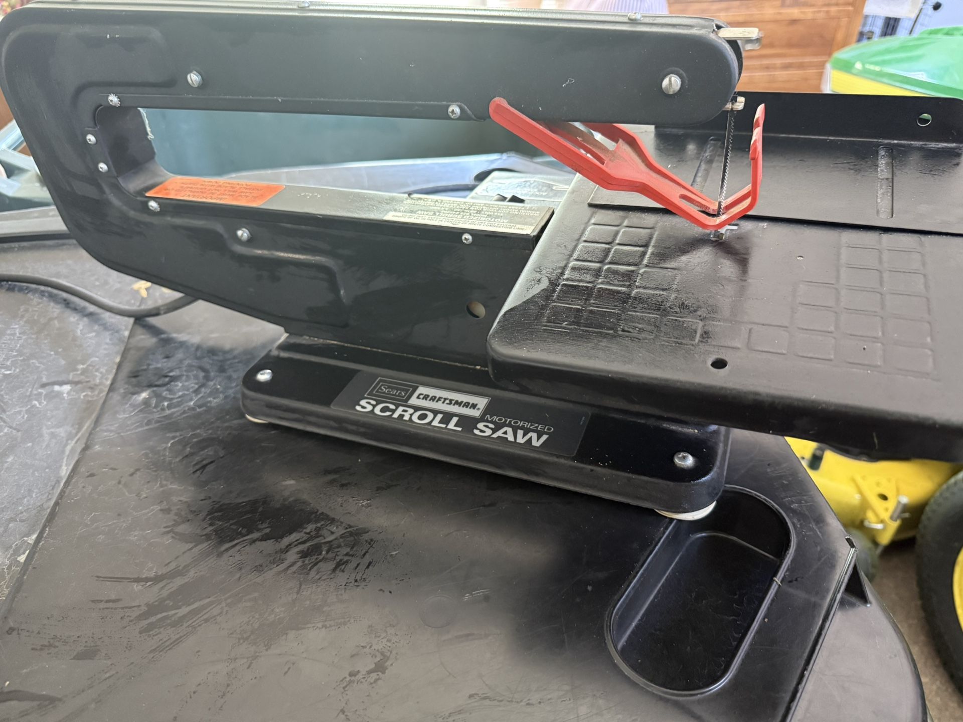 Craftsman 15” Scroll Saw/Sander