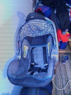 Infant car seat
