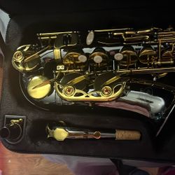 black And Gold Alto Sax (need Gone ASAP)