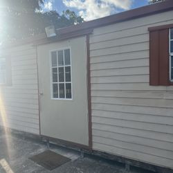 Casa de Patio/Storage House 20 L X 8 W