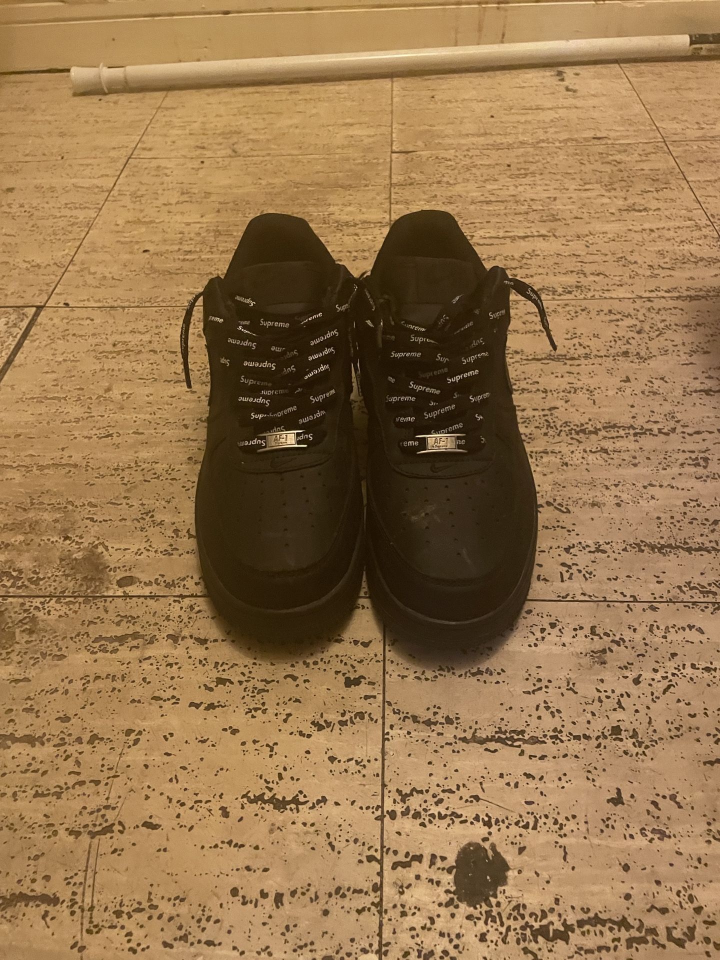 Nike Air Force 1 Sumpremes – Size 9.5 (No Box)