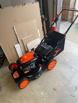 Yardmax Self-Propelled Gas Lawn Mower