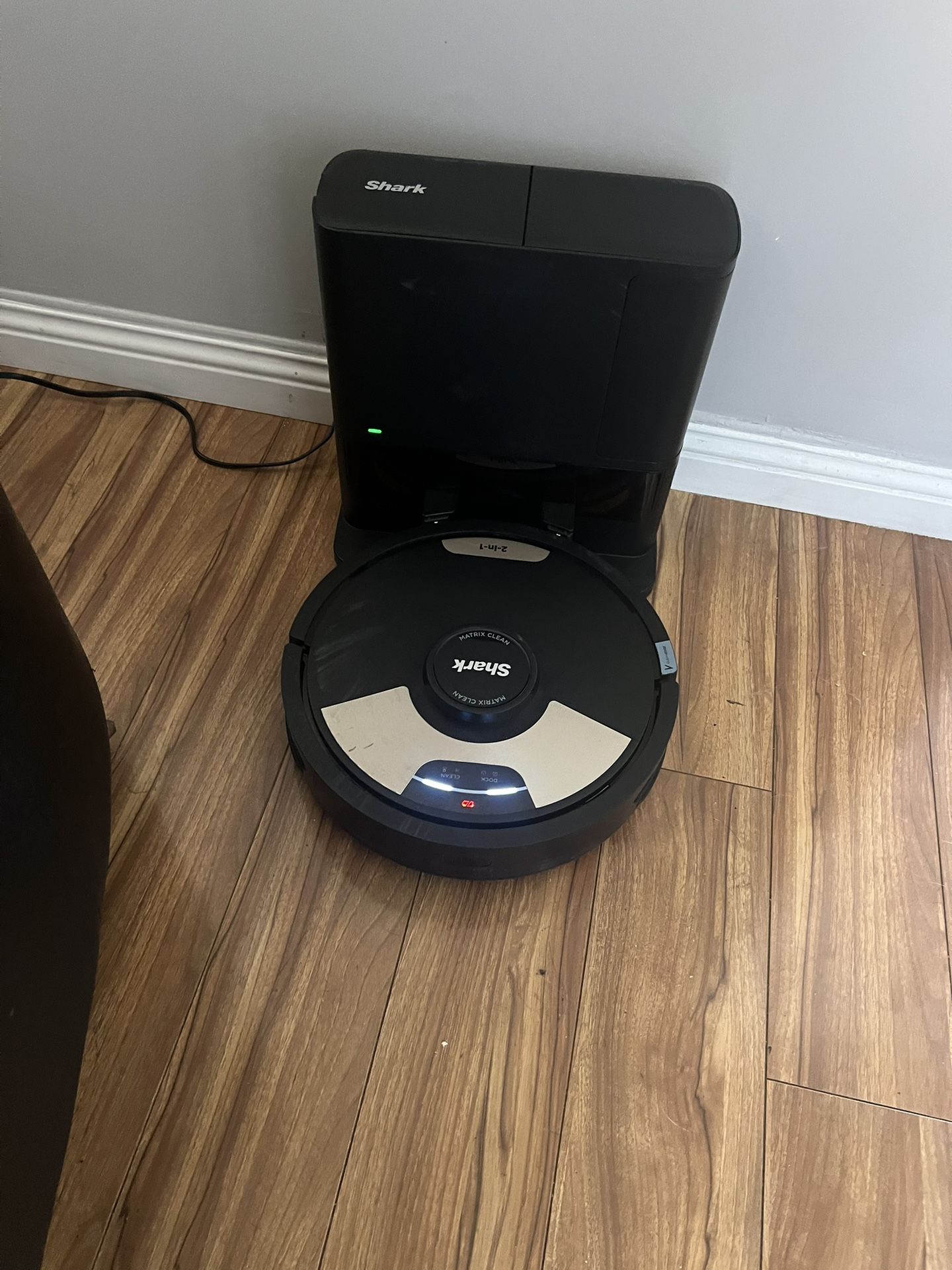 Shark Matrix Plus 2in1 Mop And Vacuum With Self Emptying Base