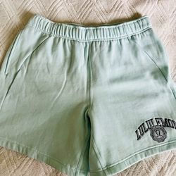 Lululemon tiffany blue athletic shorts size medium