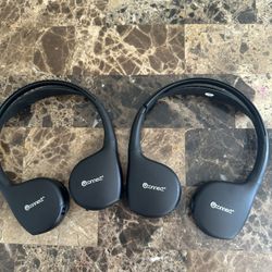 Uconnect bluetooth car head phones 