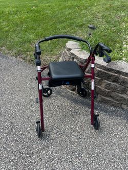 Medline Superlight Rollator, Aluminum Frame, 24.5 Inch Overall Width, 250 Lb. Weight Capacity, Burgundy