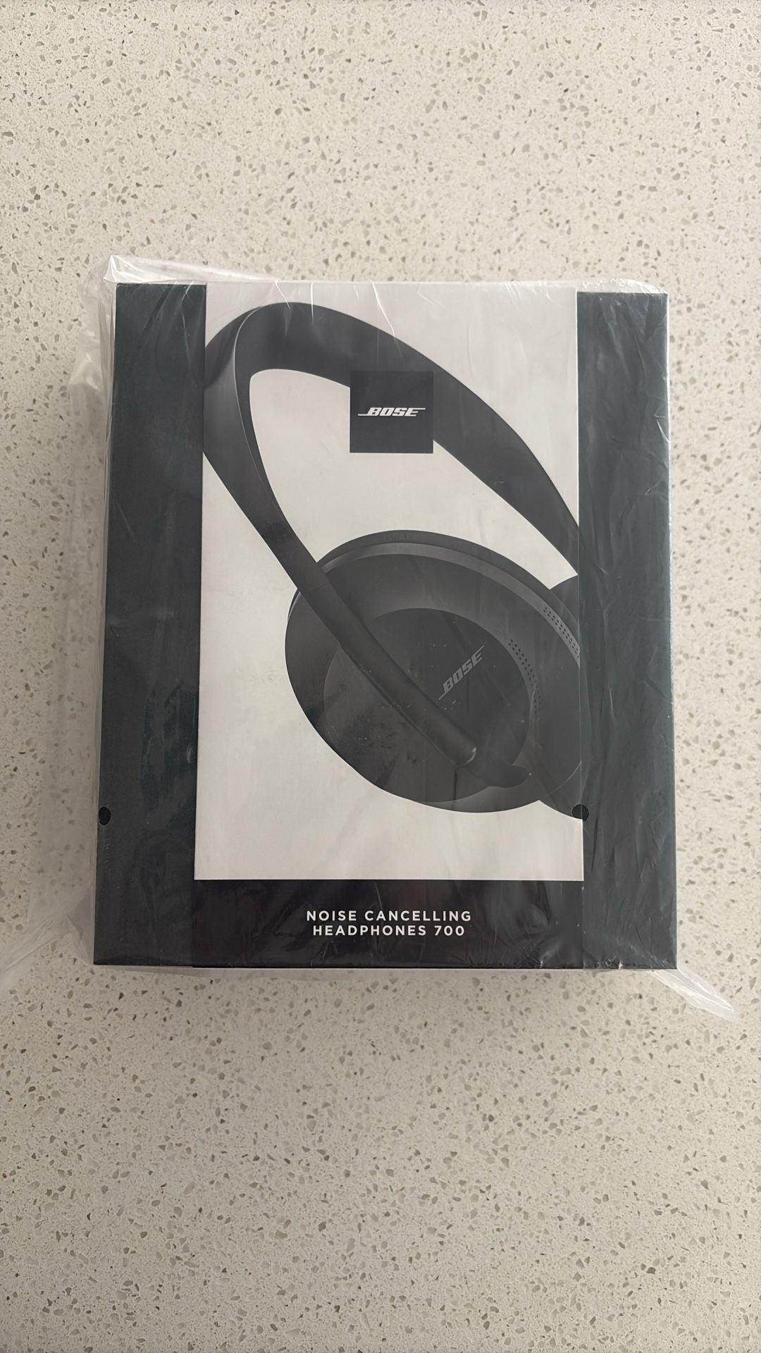 Bose Noise cancelling Headphones 700