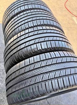 205/55/16 Michelin Selling a set of 4 tires in excellent condition 🫡
