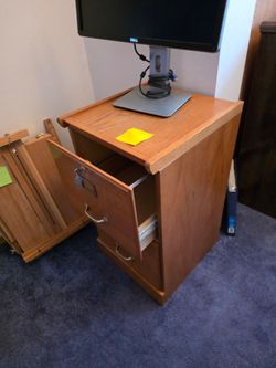 Oak 2-Drawer Filing Cabinet