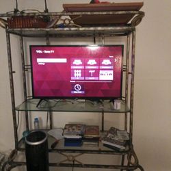 Roku TV No Remote Buttons On The Back To Turn On 