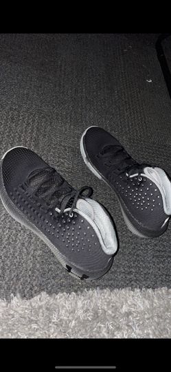 Under Armour Basketball Shoes