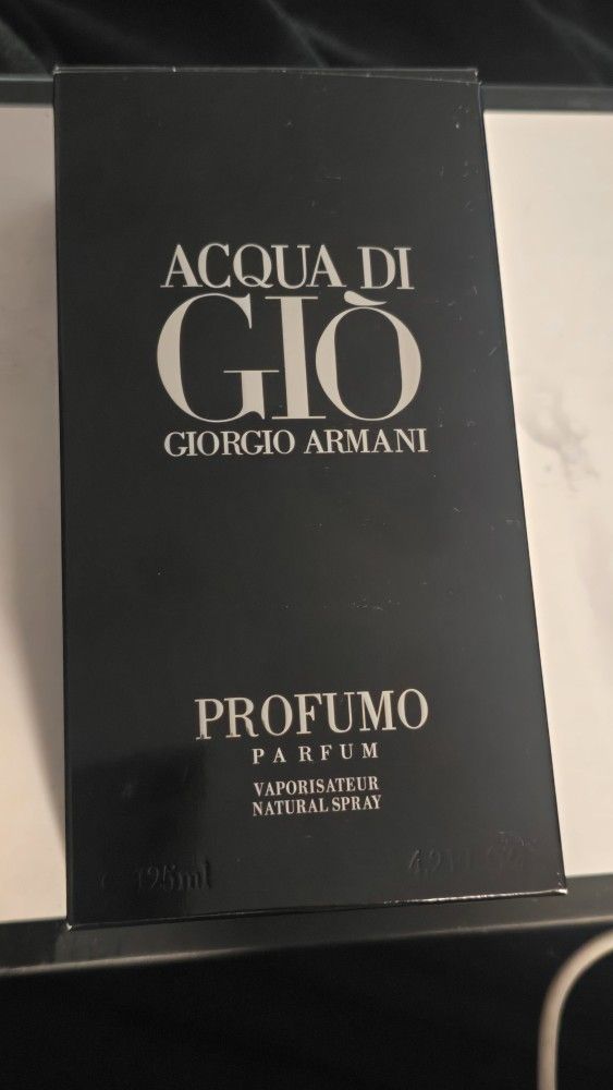 Cologne Armani 