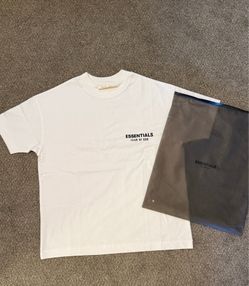 Essentials Tee