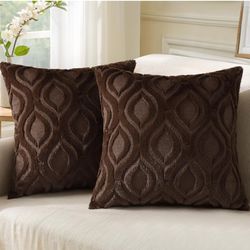 decorUhome Cozy Textured Throw Pillow Covers 20x20 Inch Set of 2, Soft Plush Faux Wool Dark Brown Accent Couch Pillow Covers for Modern Farmhouse Sofa