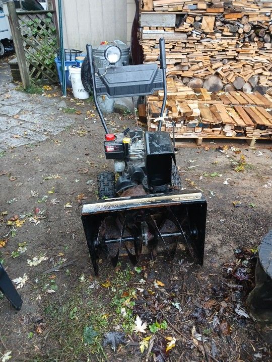 Gold Series 5hp Tecumseh Snowblower